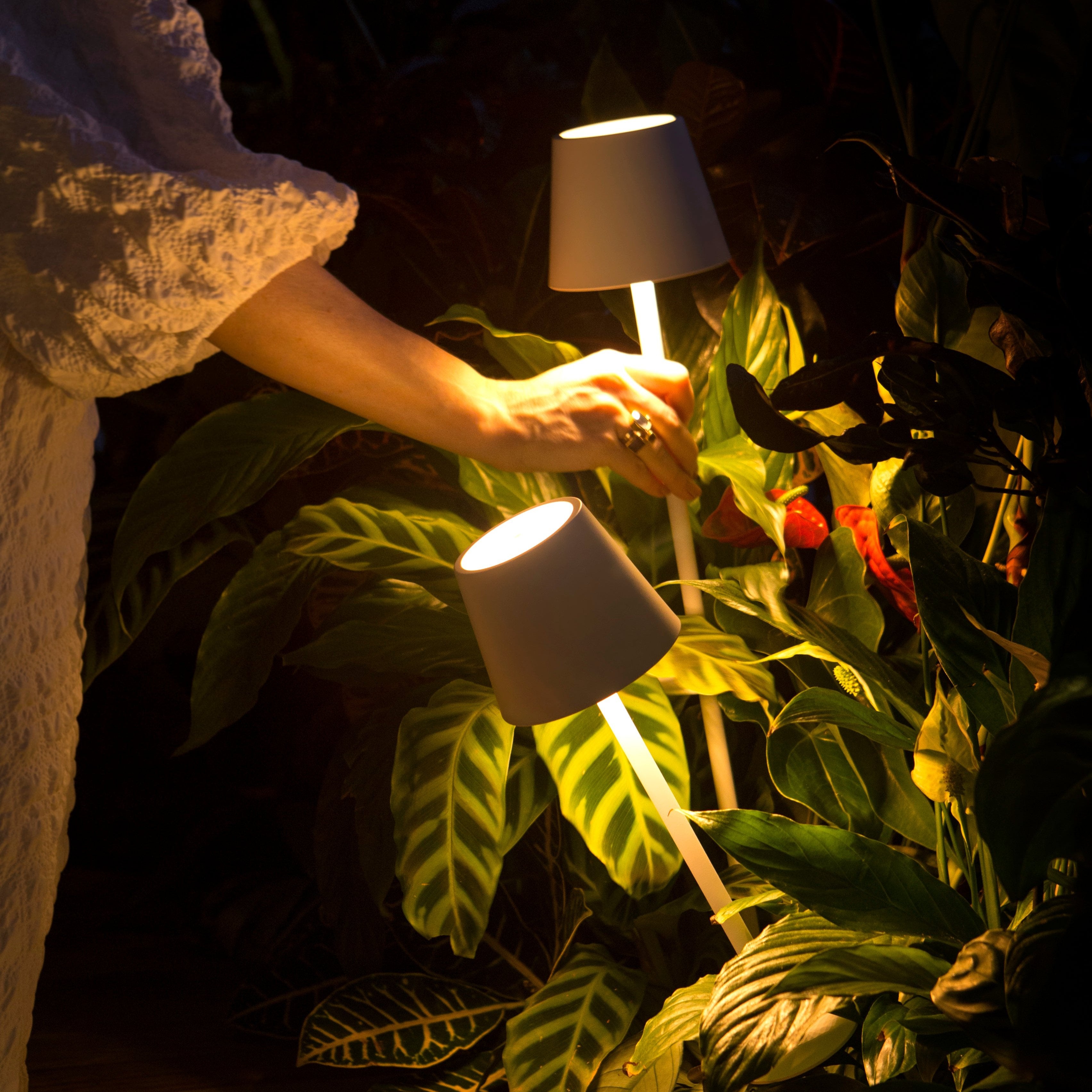 Luminária Poldina Garden