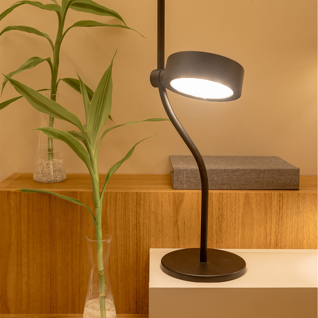 Luminária Super-O de Mesa